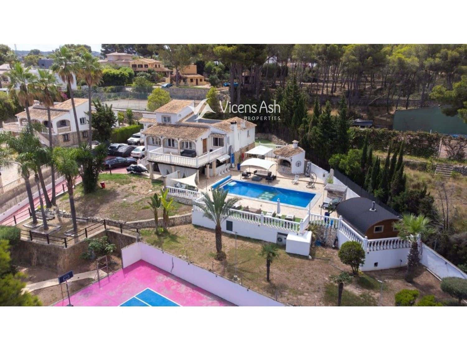 Chalet de 6 habitaciones en Javea / Xàbia en venta con piscina - 995.000 € (Ref: 9006260)
