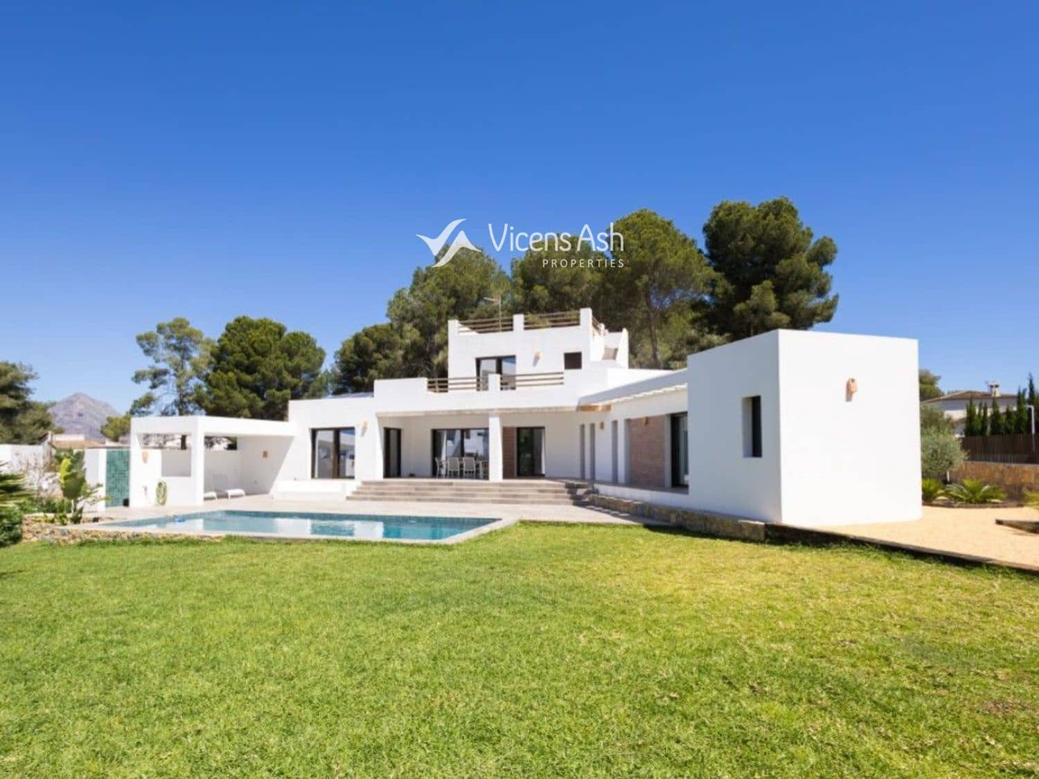 3 soverom Hus til salgs i Javea / Xabia med svømmebasseng - € 1 650 000 (Ref: 9015505)