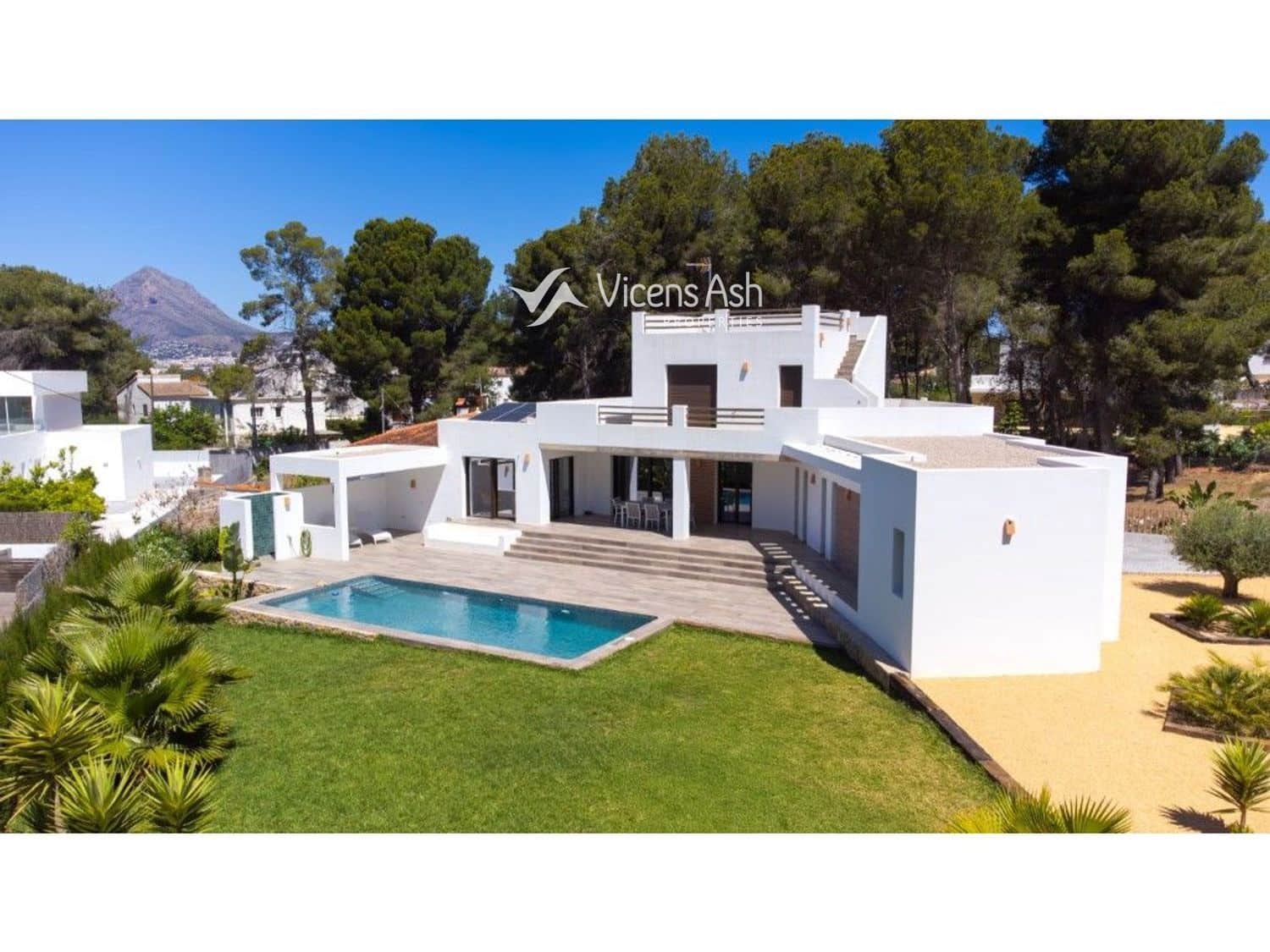 3 soverom Hus til salgs i Javea / Xabia med svømmebasseng - € 1 650 000 (Ref: 9015505)