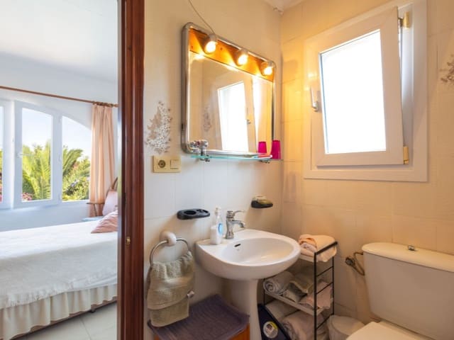 4 bedroom Villa for sale in Cap Martí - El Tossalet - Pinomar, Javea / Xàbia with pool - € 515,000 (Ref: 9103350)