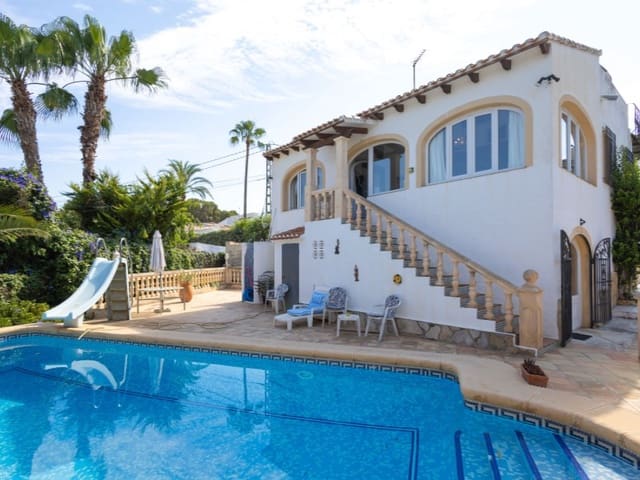 4 bedroom Villa for sale in Cap Martí - El Tossalet - Pinomar, Javea / Xàbia with pool - € 515,000 (Ref: 9103350)