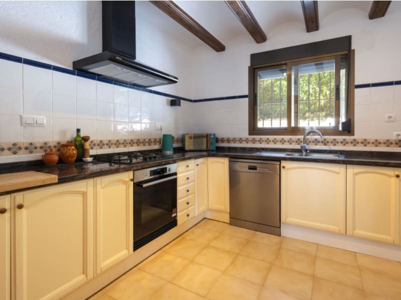 4 soveværelse Villa til salg i Javea / Xabia med swimmingpool - € 640.000 (Ref: 9131977)