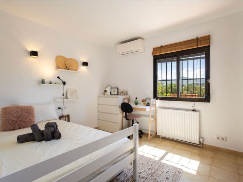 4 soveværelse Villa til salg i Javea / Xabia med swimmingpool - € 640.000 (Ref: 9131977)