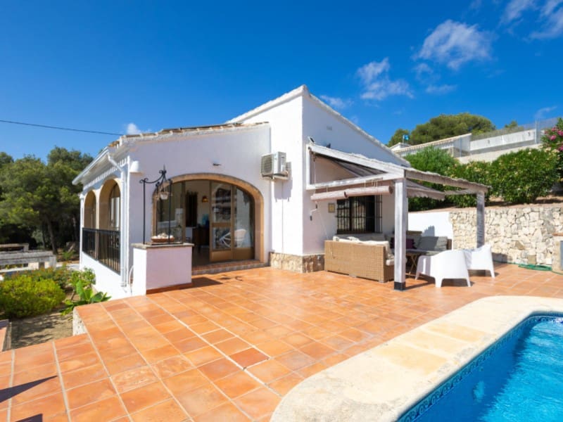 4 soveværelse Villa til salg i Javea / Xabia med swimmingpool - € 640.000 (Ref: 9131977)
