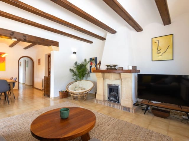 4 soveværelse Villa til salg i Partides comunes - Adsubia, Javea / Xàbia med swimmingpool - € 640.000 (Ref: 9131977)