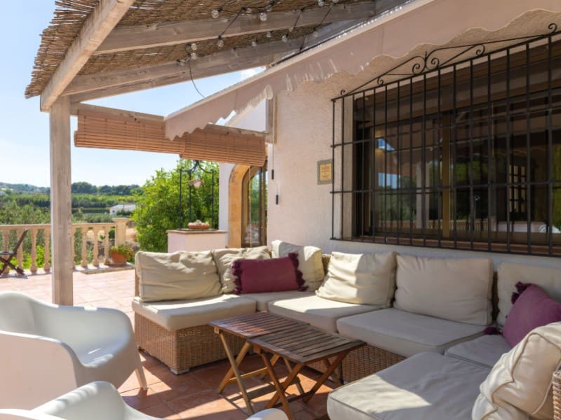 4 soveværelse Villa til salg i Javea / Xabia med swimmingpool - € 640.000 (Ref: 9131977)