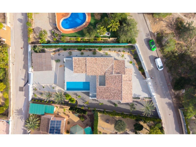 3 soveværelse Villa til salg i Javea / Xabia med swimmingpool - € 1.190.000 (Ref: 9134508)