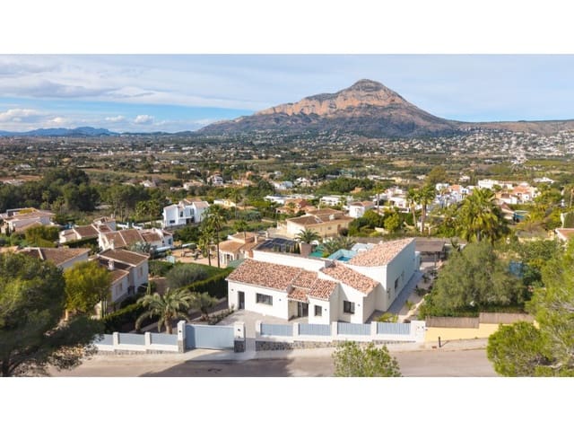 3 soveværelse Villa til salg i Partides comunes - Adsubia, Javea / Xàbia med swimmingpool - € 1.190.000 (Ref: 9134508)