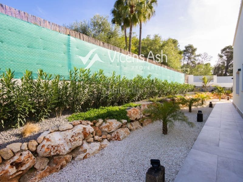 3 bedroom Villa for sale in Javea / Xabia with pool - € 1,190,000 (Ref: 9134508)