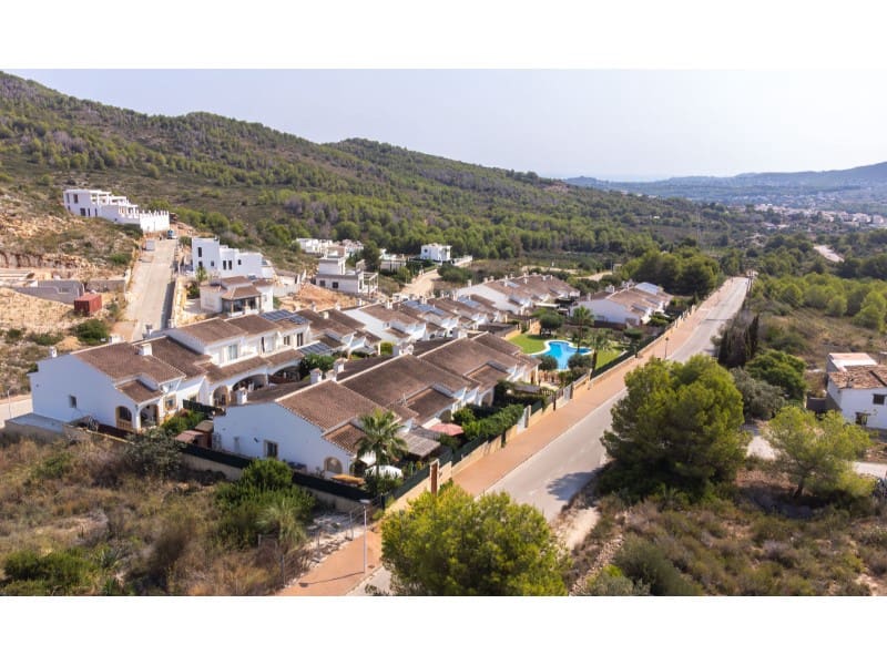 2 soveværelse Byhus til salg i Benitachell / Benitatxell med swimmingpool - € 289.000 (Ref: 9185490)