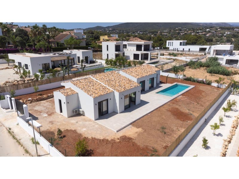 4 soverom Villa til salgs i Javea / Xabia med svømmebasseng - € 995 000 (Ref: 9200756)