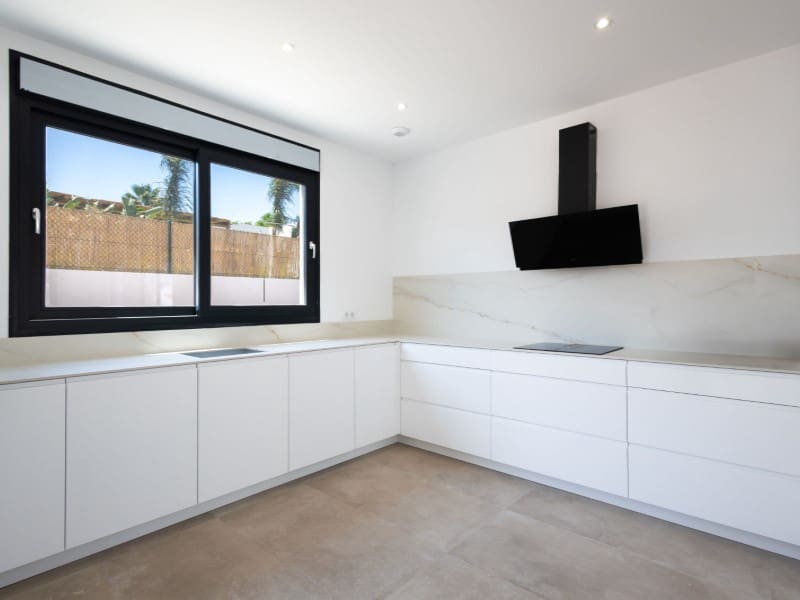 4 soverom Villa til salgs i Javea / Xabia med svømmebasseng - € 995 000 (Ref: 9200756)