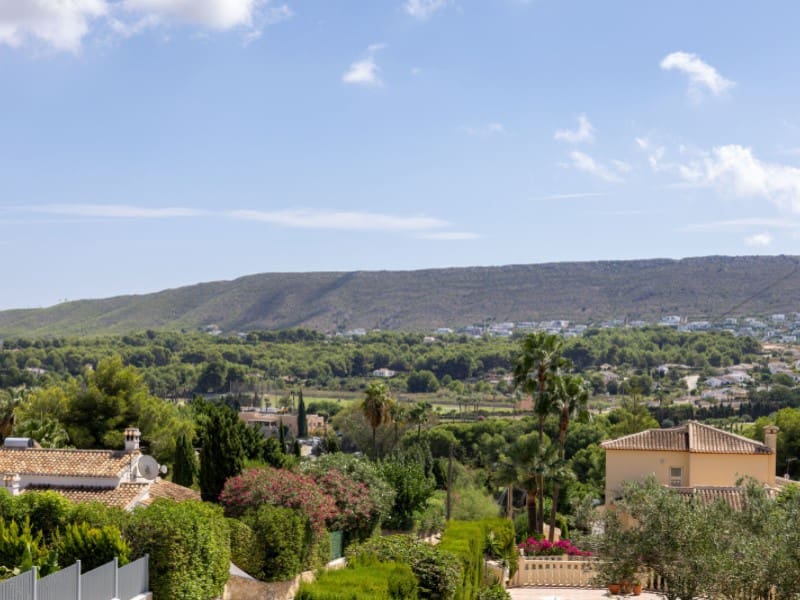 Chalet de 4 habitaciones en Javea / Xàbia en venta con piscina garaje - 695.000 € (Ref: 9291332)