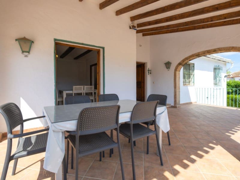 Chalet de 4 habitaciones en Javea / Xàbia en venta con piscina garaje - 695.000 € (Ref: 9291332)