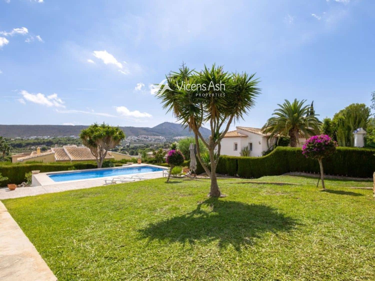 4 bedroom Villa for sale in Javea / Xabia with pool garage - € 695,000 (Ref: 9291332)