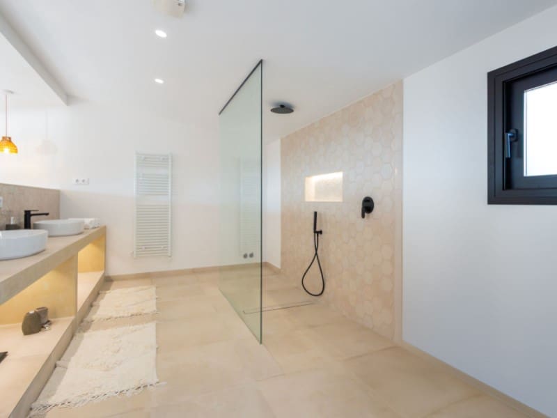 5 bedroom Villa for sale in Javea / Xabia with pool garage - € 1,999,950 (Ref: 9294428)