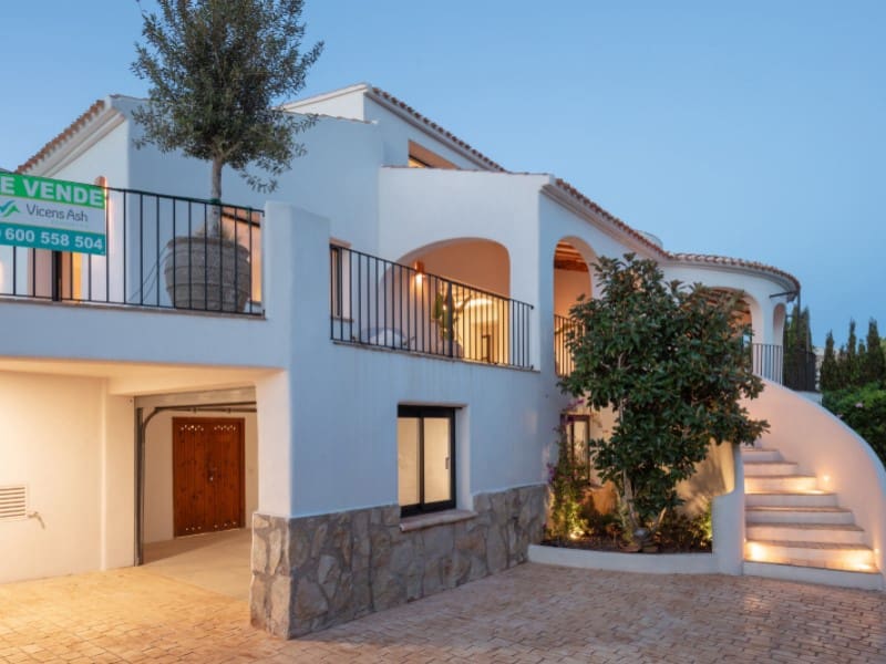 5 bedroom Villa for sale in Javea / Xabia with pool garage - € 1,999,950 (Ref: 9294428)