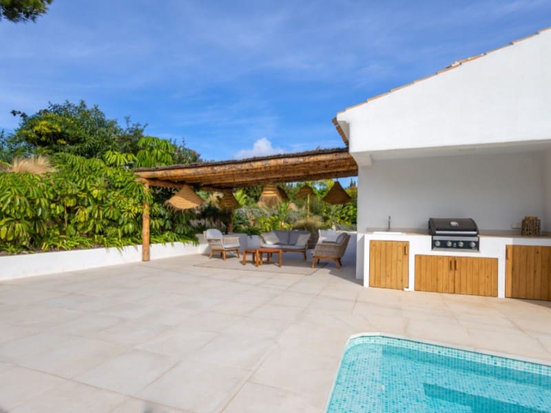 5 bedroom Villa for sale in Javea / Xabia with pool garage - € 1,999,950 (Ref: 9294428)