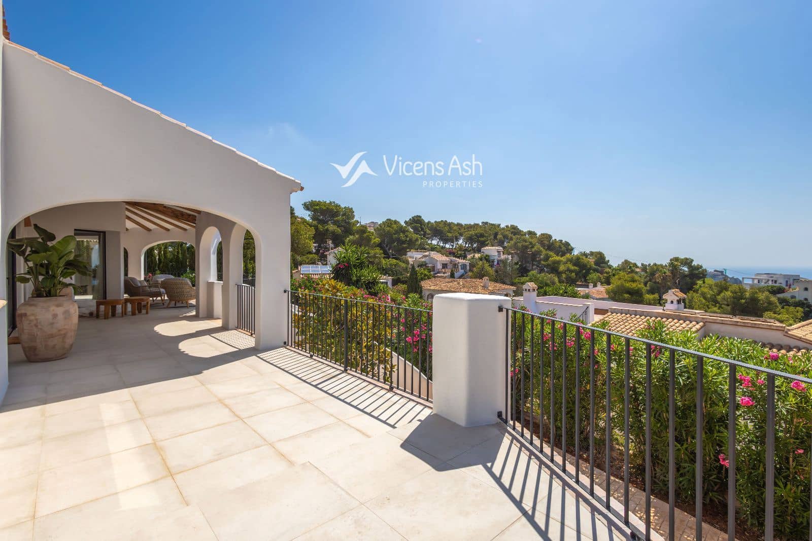 5 sypialnia Willa na sprzedaż w Javea / Xabia z basenem garażem - 1 999 950 € (Ref: 9294428)