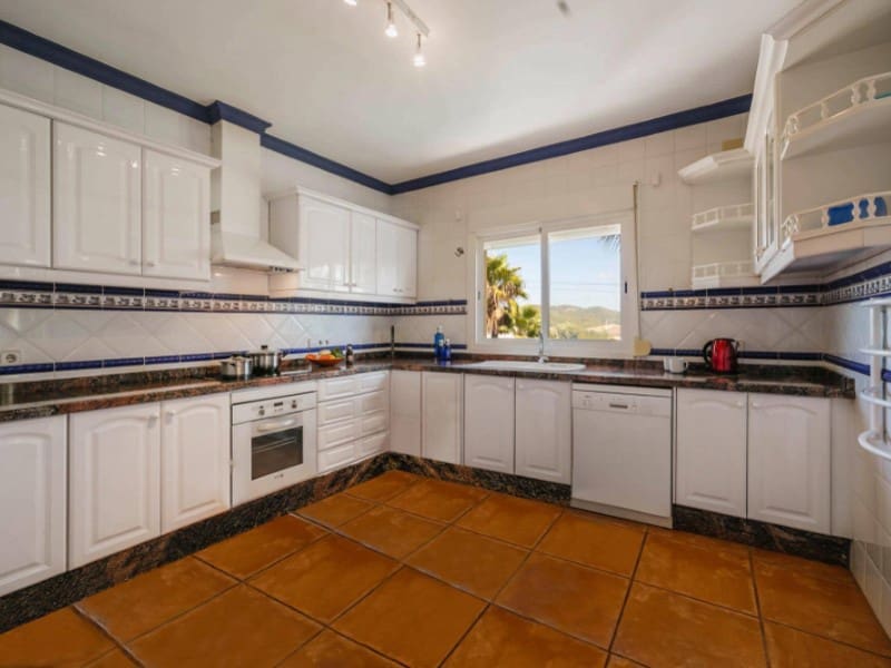 3 soverom Villa til salgs i Javea / Xabia med svømmebasseng garasje - € 685 000 (Ref: 9321744)