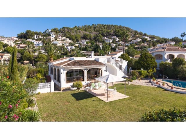 3 soverom Villa til salgs i Partides comunes - Adsubia, Javea / Xàbia med svømmebasseng garasje - € 595 000 (Ref: 9390966)