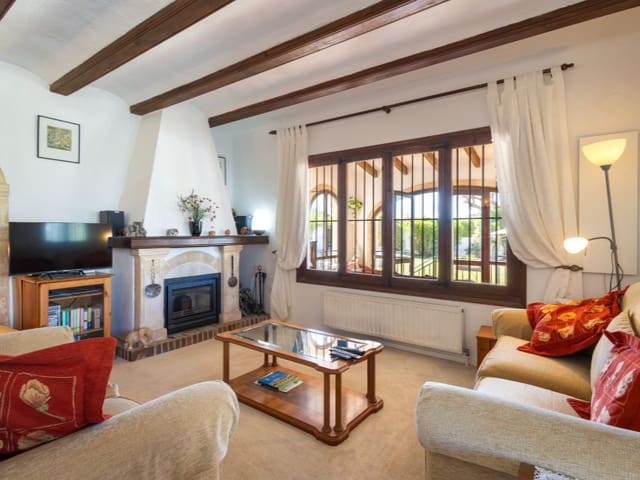 3 soverom Villa til salgs i Partides comunes - Adsubia, Javea / Xàbia med svømmebasseng garasje - € 595 000 (Ref: 9390966)