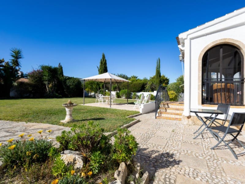 3 soverom Villa til salgs i Javea / Xabia med svømmebasseng garasje - € 595 000 (Ref: 9390966)