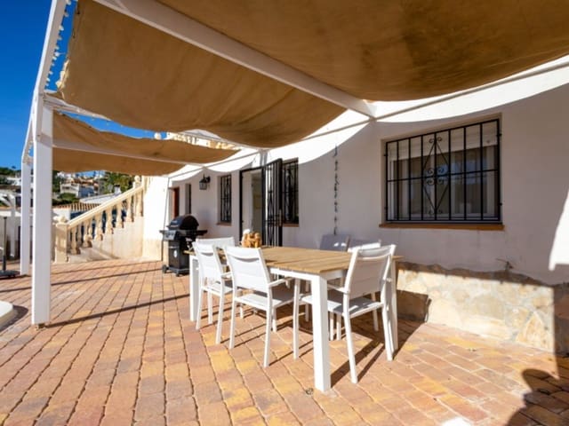 Chalet de 4 habitaciones en Puerto, Javea / Xàbia en venta con piscina - 895.000 € (Ref: 9625775)