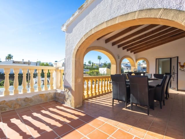 Chalet de 4 habitaciones en Puerto, Javea / Xàbia en venta con piscina - 895.000 € (Ref: 9625775)