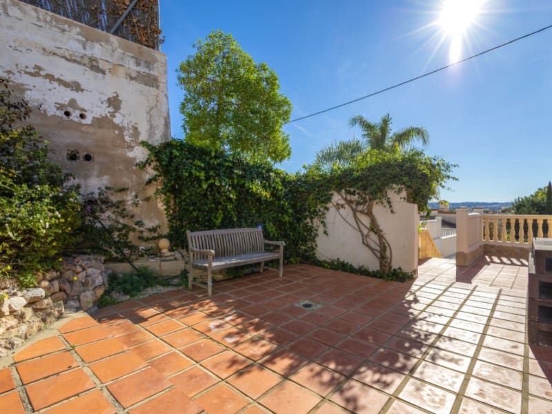 Chalet de 4 habitaciones en Javea / Xàbia en venta con piscina - 895.000 € (Ref: 9625775)