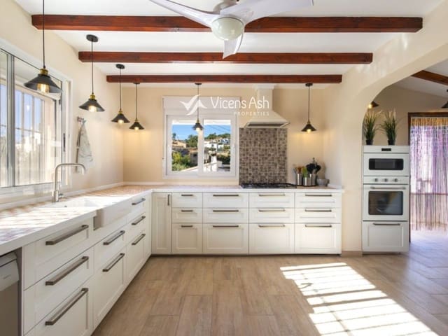 4 soverom Villa til salgs i Puerto, Javea / Xàbia med svømmebasseng - € 895 000 (Ref: 9625775)