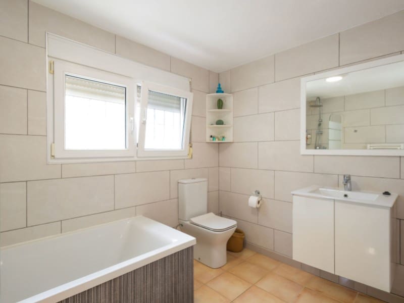 4 sypialnia Willa na sprzedaż w Javea / Xabia z basenem garażem - 1 595 000 € (Ref: 9627660)