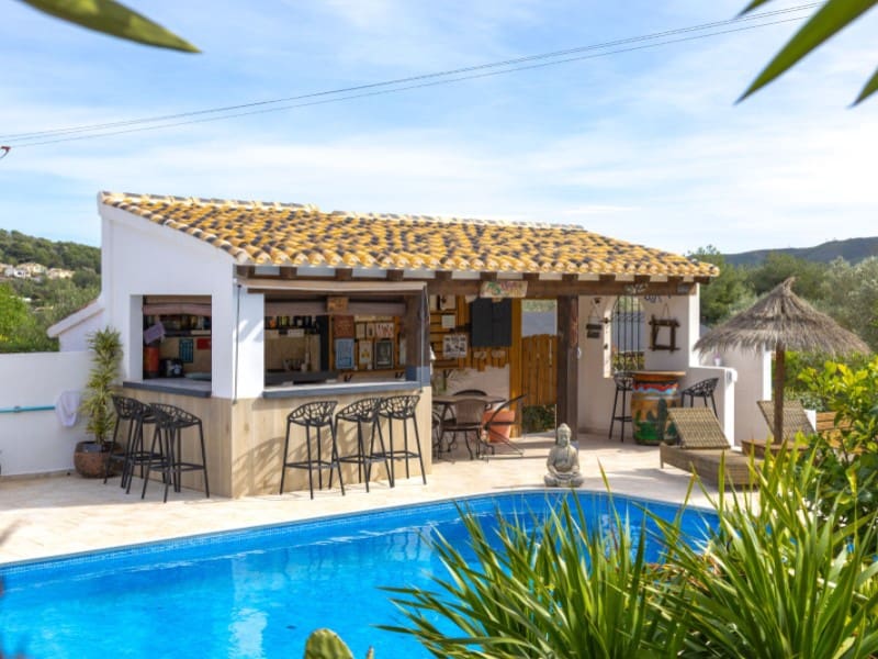 4 sypialnia Willa na sprzedaż w Javea / Xabia z basenem garażem - 1 595 000 € (Ref: 9627660)