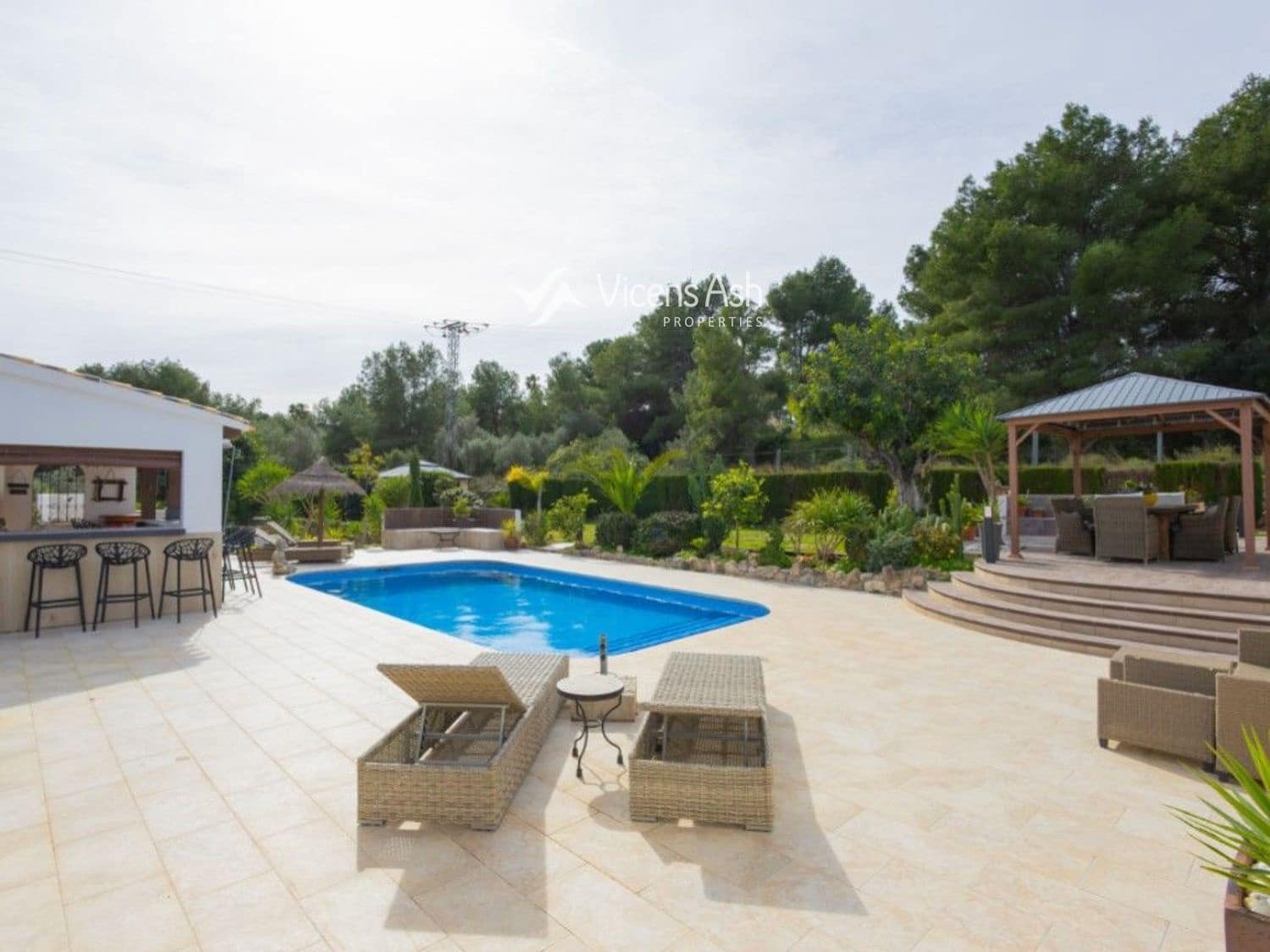 4 sypialnia Willa na sprzedaż w Javea / Xabia z basenem garażem - 1 595 000 € (Ref: 9627660)