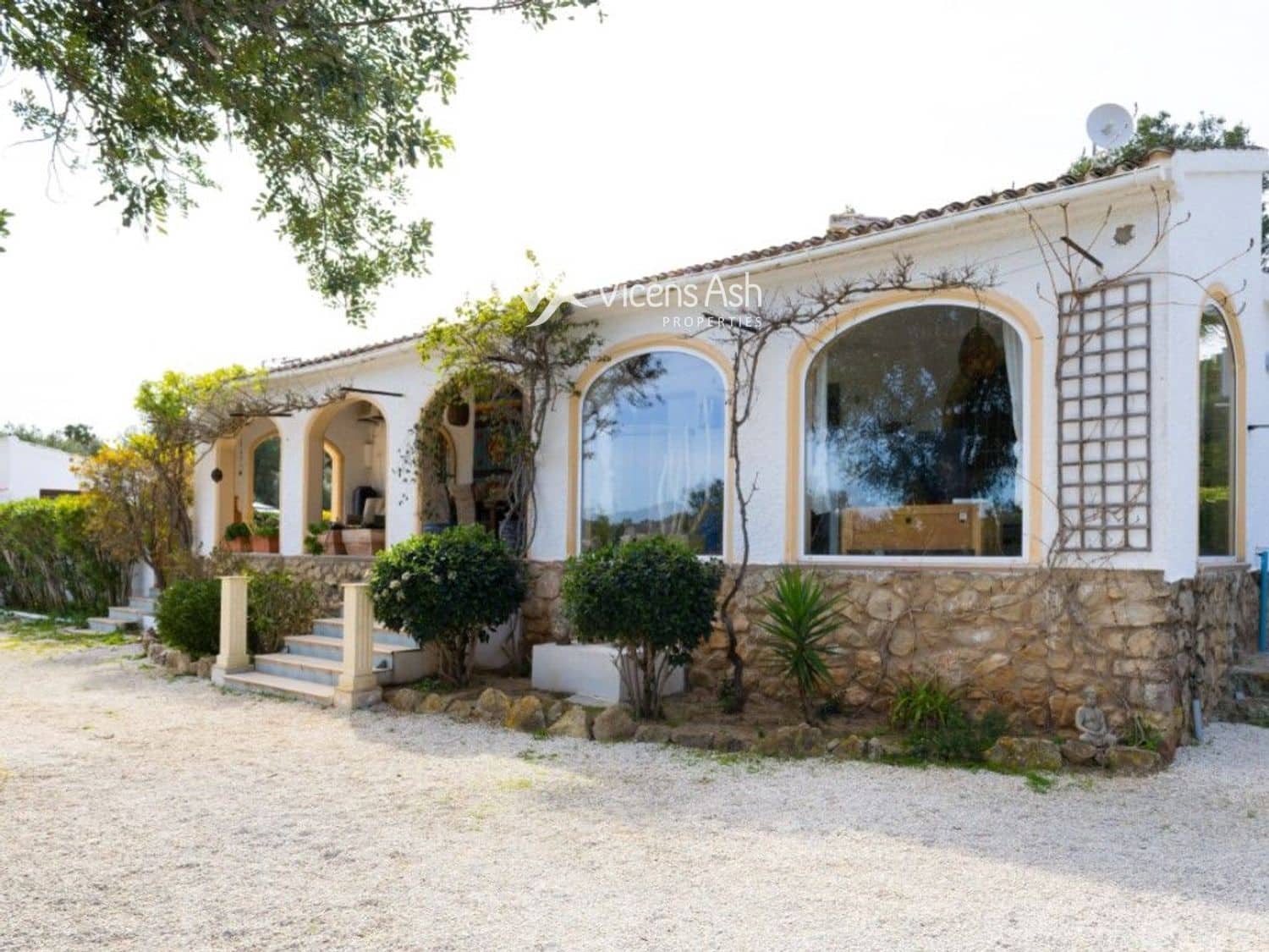 4 sypialnia Willa na sprzedaż w Javea / Xabia z basenem garażem - 1 595 000 € (Ref: 9627660)
