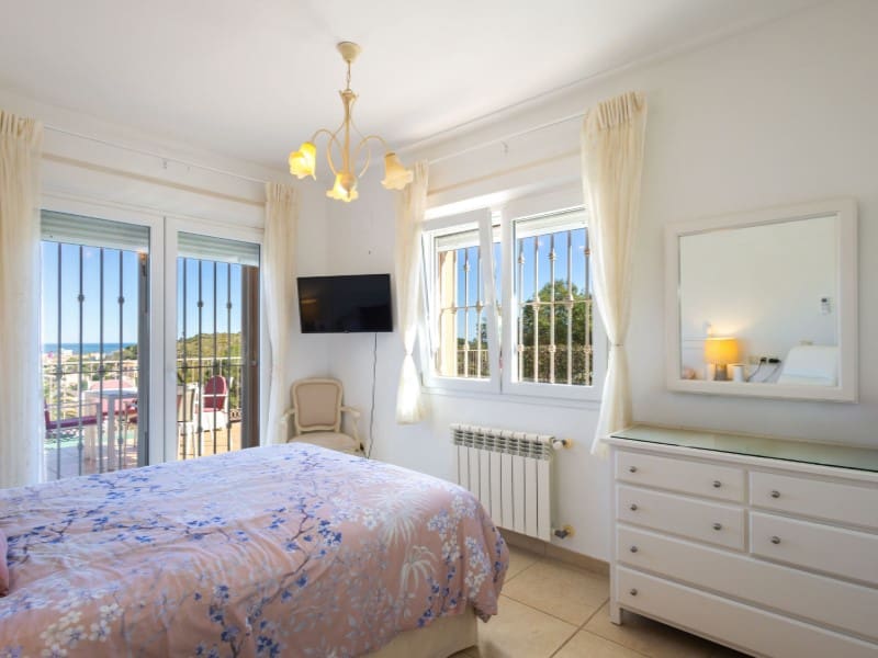 4 soverom Villa til salgs i Javea / Xabia med svømmebasseng garasje - € 995 000 (Ref: 9627661)