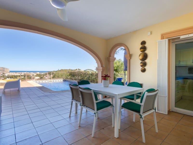 4 soverom Villa til salgs i Javea / Xabia med svømmebasseng garasje - € 995 000 (Ref: 9627661)