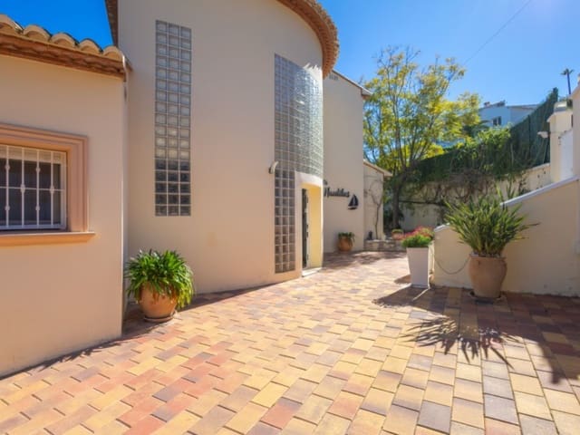 Chalet de 4 habitaciones en Cap Martí - El Tossalet - Pinomar, Javea / Xàbia en venta con piscina garaje - 995.000 € (Ref: 9627661)