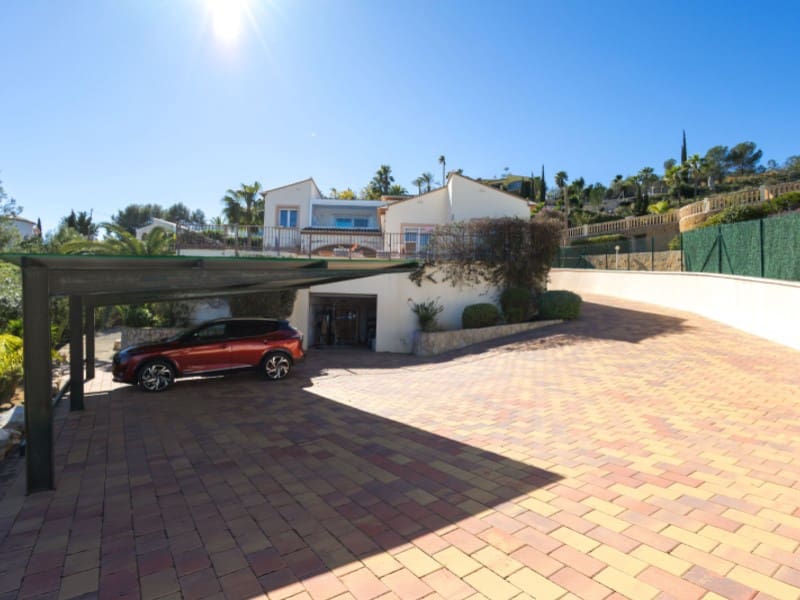 4 soverom Villa til salgs i Javea / Xabia med svømmebasseng garasje - € 995 000 (Ref: 9627661)