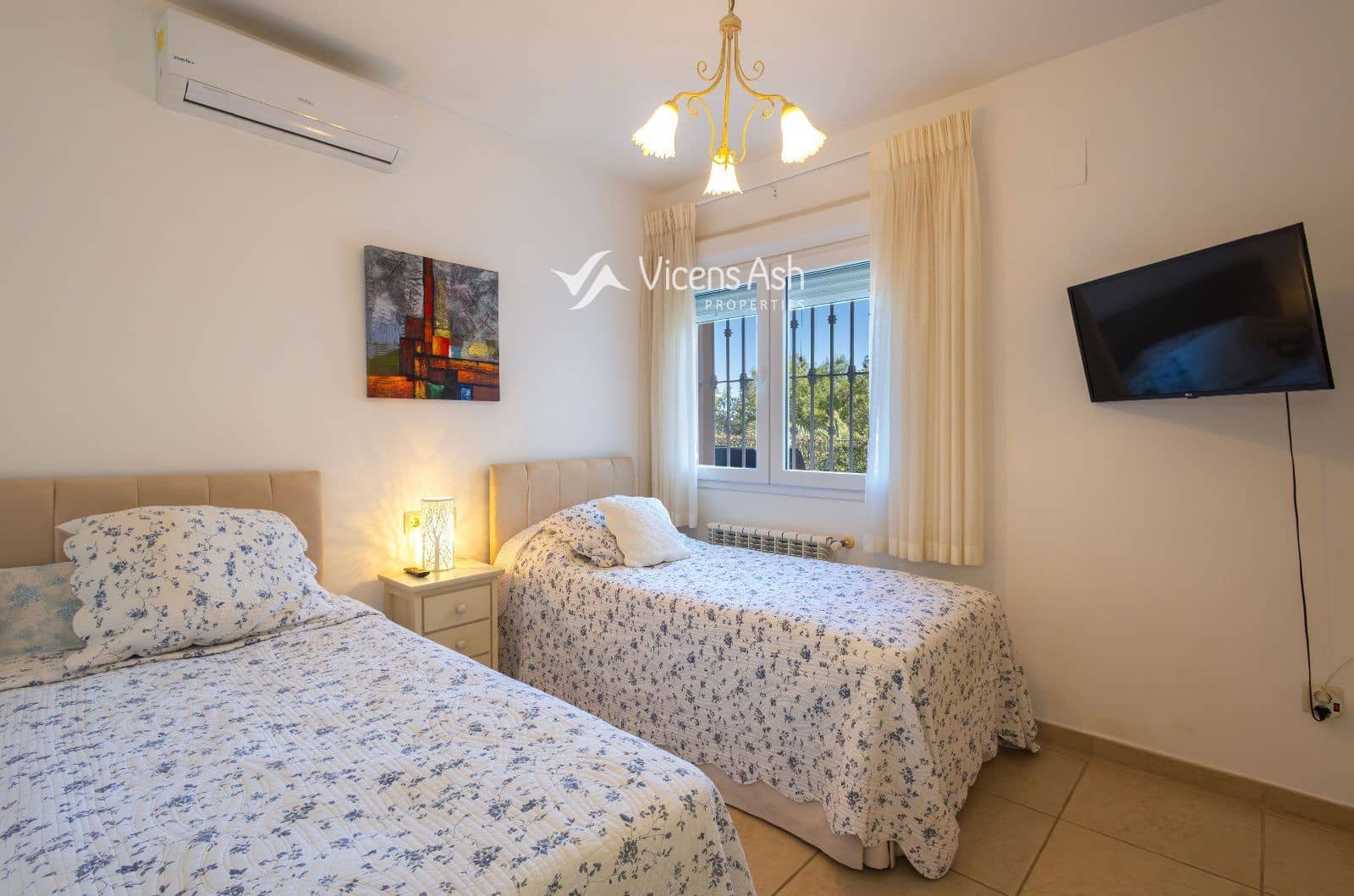 4 soverom Hus til salgs i Adsubia med svømmebasseng garasje - € 995 000 (Ref: 9627661)