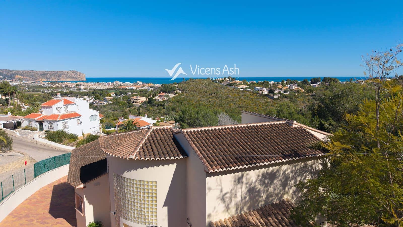 4 soverom Hus til salgs i Adsubia med svømmebasseng garasje - € 995 000 (Ref: 9627661)