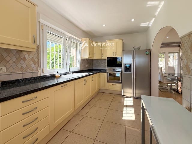 4 soveværelse Byhus til salg i Adsubia, Javea / Xàbia med swimmingpool garage - € 995.000 (Ref: 9627661)