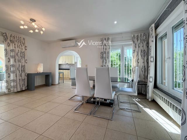 4 soveværelse Byhus til salg i Adsubia, Javea / Xàbia med swimmingpool garage - € 995.000 (Ref: 9627661)