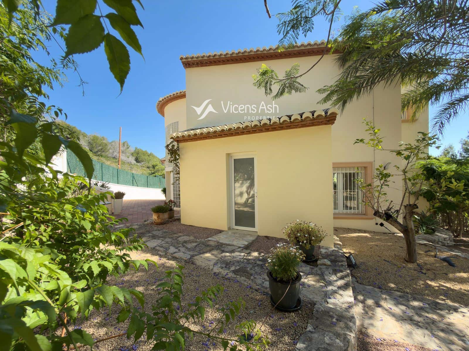4 soverom Hus til salgs i Adsubia med svømmebasseng garasje - € 995 000 (Ref: 9627661)