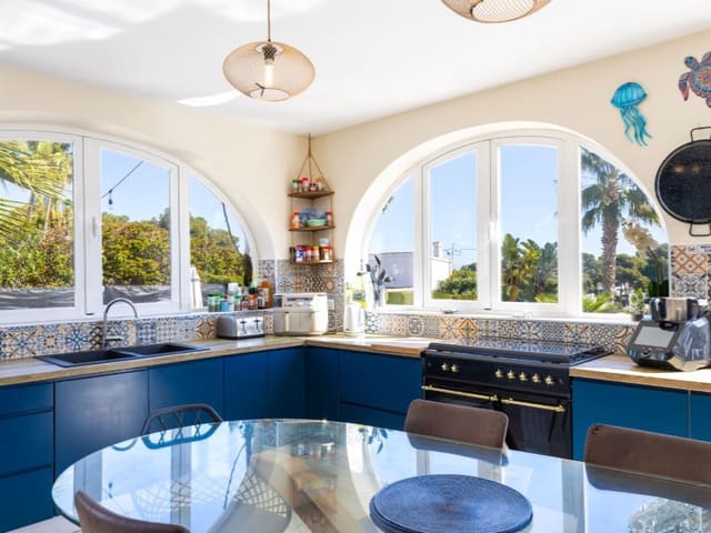 4 slaapkamer Villa te koop in Cap Martí - El Tossalet - Pinomar, Javea / Xàbia - € 725.000 (Ref: 9651827)