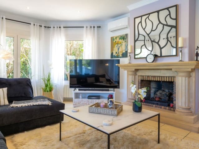 3 sovrum Villa till salu i Partides comunes - Adsubia, Javea / Xàbia med pool - 949 000 € (Ref: 9690482)