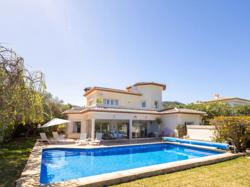 3 bedroom Villa for sale in Javea / Xabia with pool - € 949,000 (Ref: 9690482)