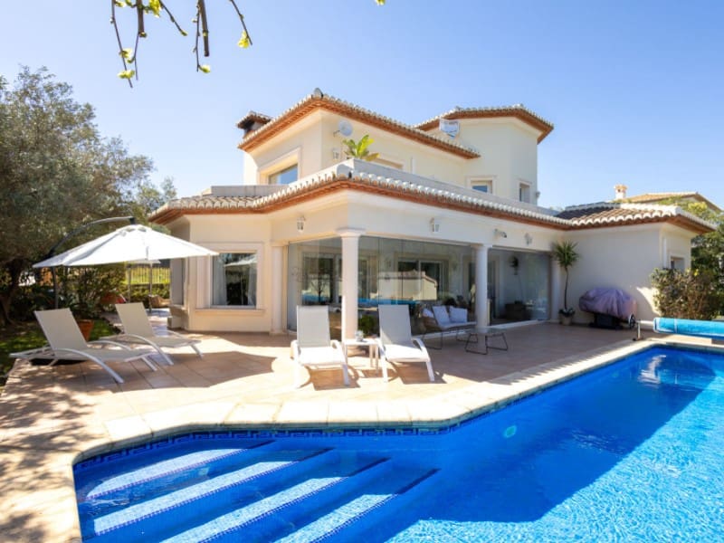 3 bedroom Villa for sale in Javea / Xabia with pool - € 949,000 (Ref: 9690482)