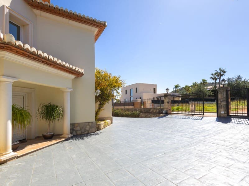 3 bedroom Villa for sale in Javea / Xabia with pool - € 949,000 (Ref: 9690482)