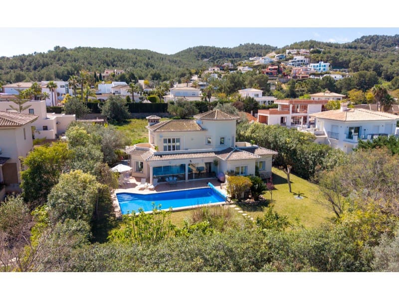 3 bedroom Villa for sale in Javea / Xabia with pool - € 949,000 (Ref: 9690482)